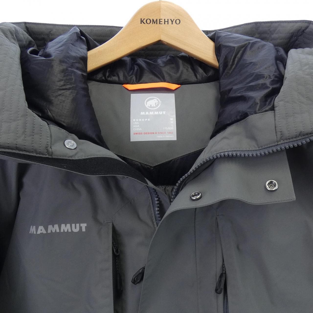 マムート MAMMUT ダウンジャケット