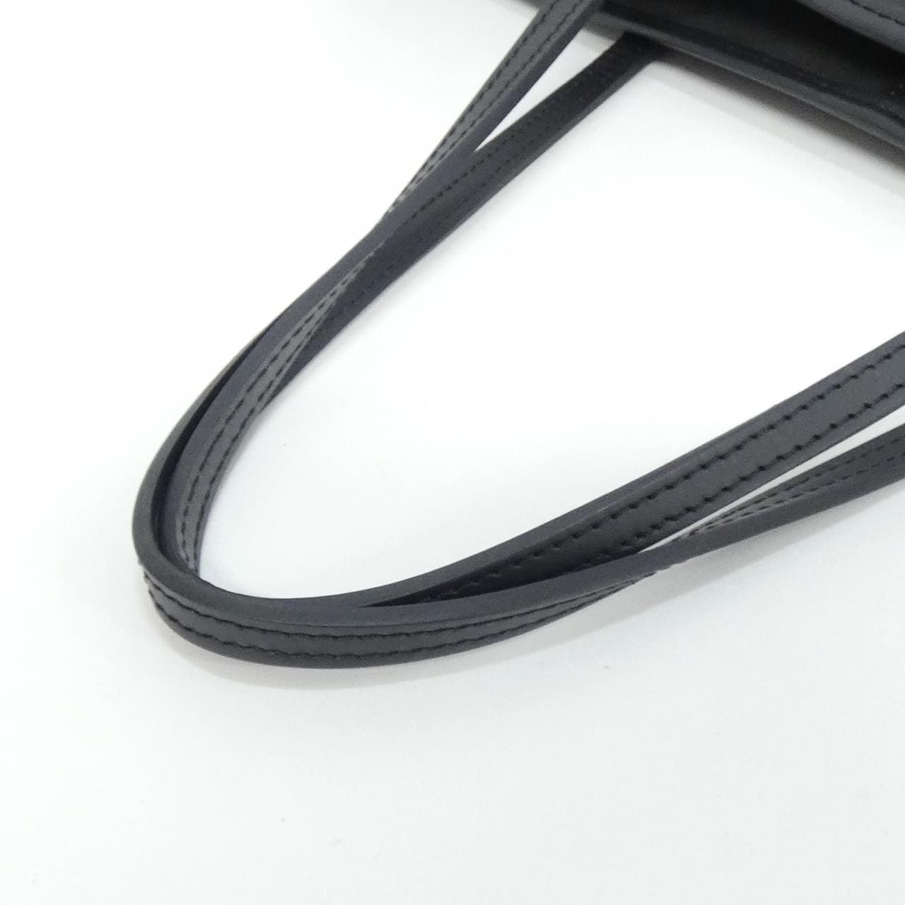 ルイヴィトン エピ ネヴァーフル MM M40932 バッグ