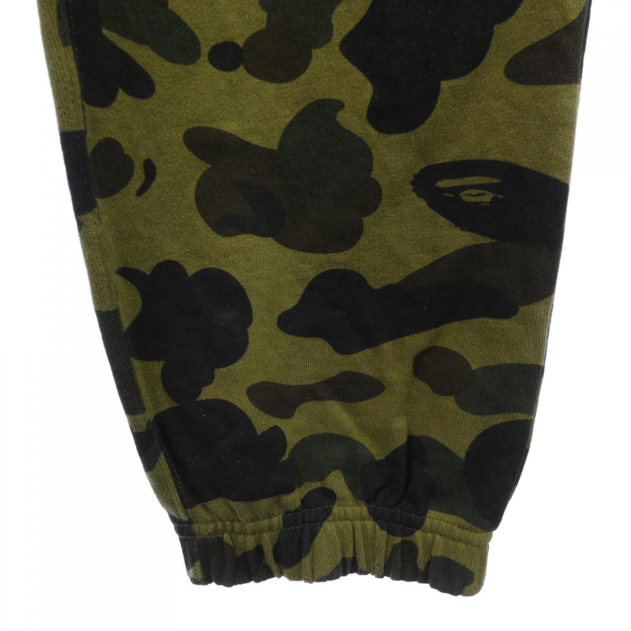 アベイシングエイプ A BATHING APE パンツ