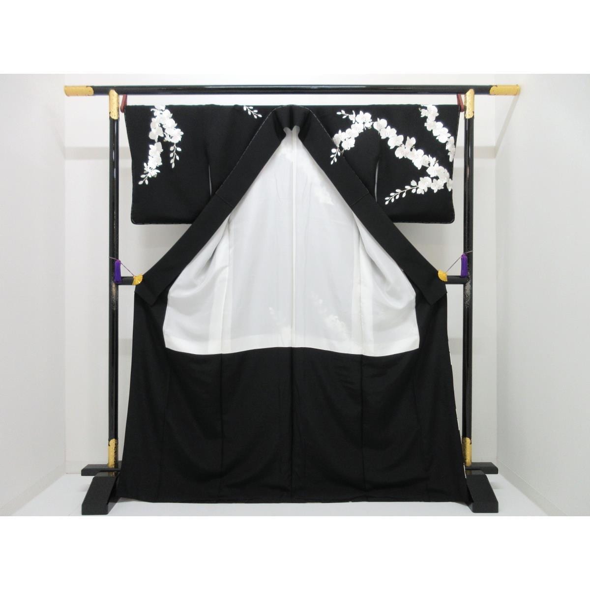 【新品】訪問着 尾峨佐 刺繍加工