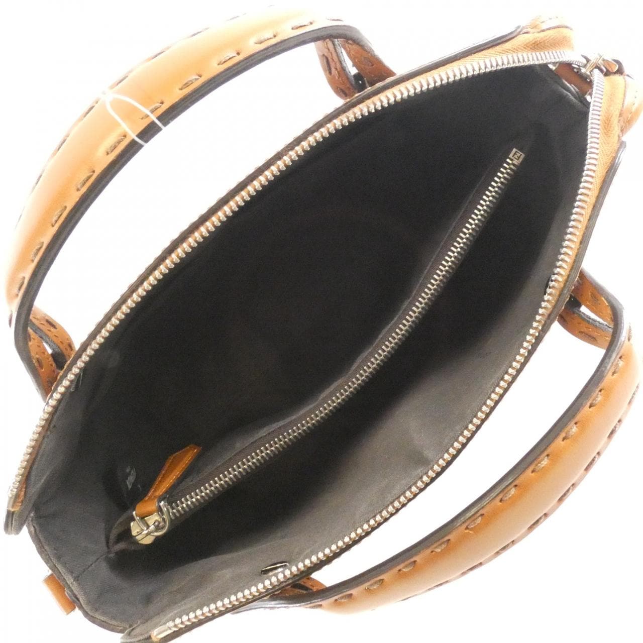 フェンディ バイ ザ ウェイ ミディアム 8BL146 AC9L バッグ