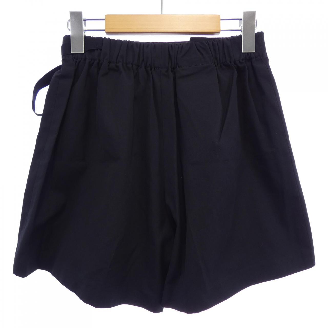 プラダ PRADA ショートパンツ