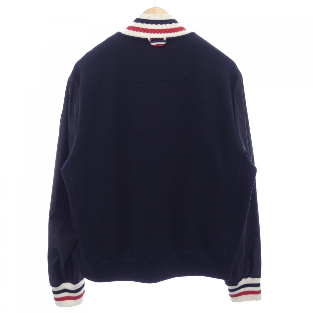 モンクレールガムブルー MONCLER GAMMEBLEU D13918410950 ブルゾン