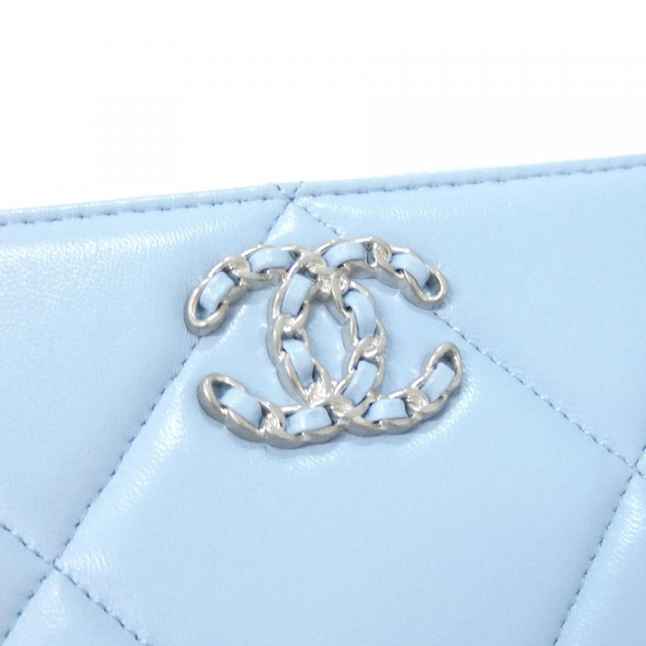 シャネル シャネル19 ライン AP1063 財布