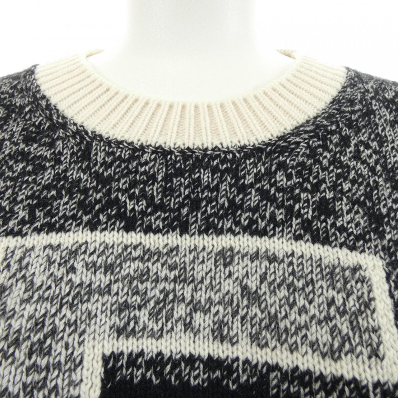 シャネル CHANEL P73214K10523 ニット