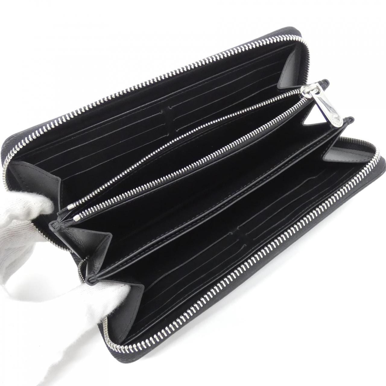 ルイヴィトン マヒナ ジッピー ウォレット M61867 財布