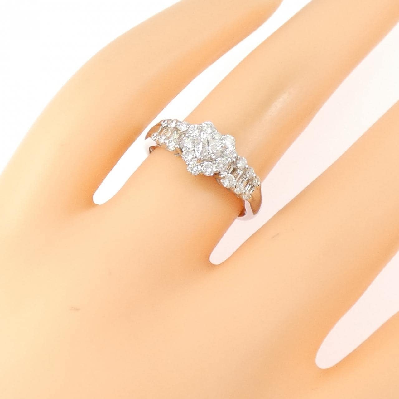 PT900 ダイヤモンド リング 0.203CT E SI1 ハートシェイプ