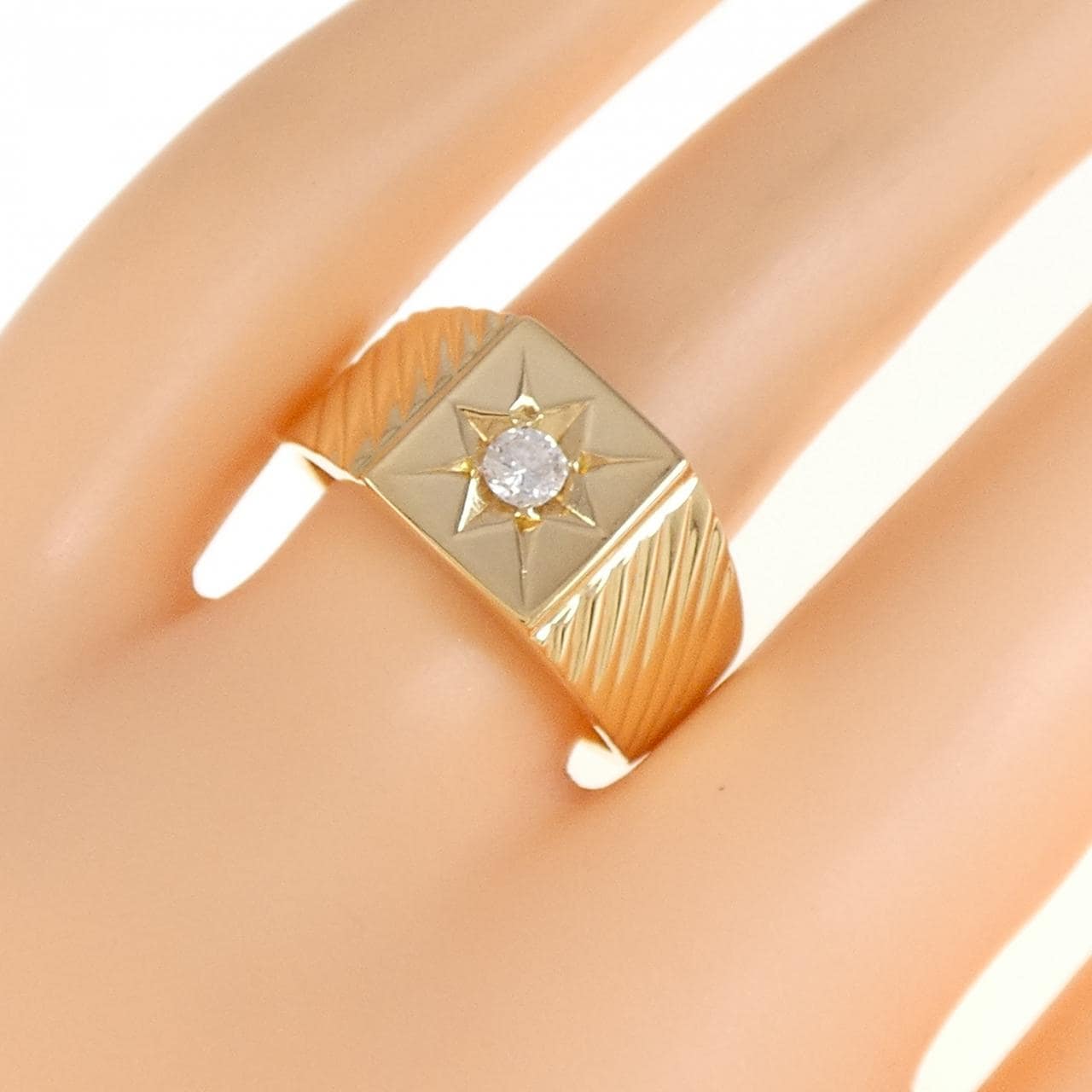 K18YG 印台 ダイヤモンド リング 0.15CT