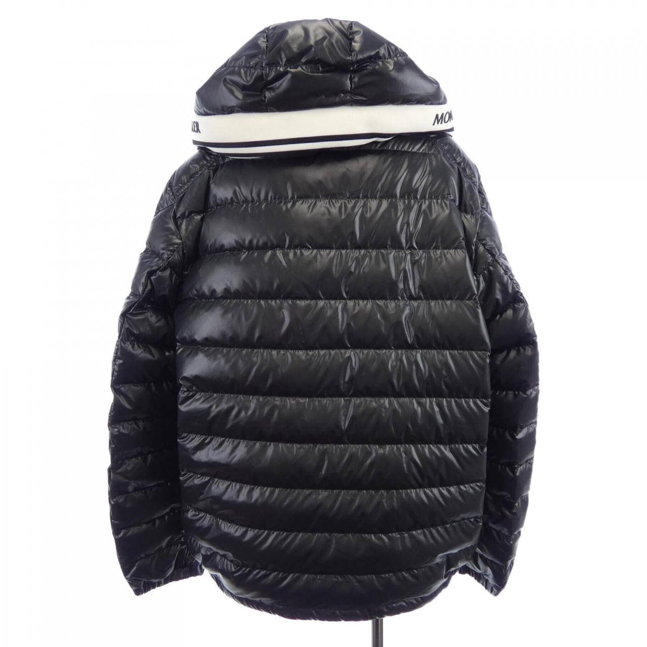 モンクレール MONCLER CORNOUR ダウンジャケット