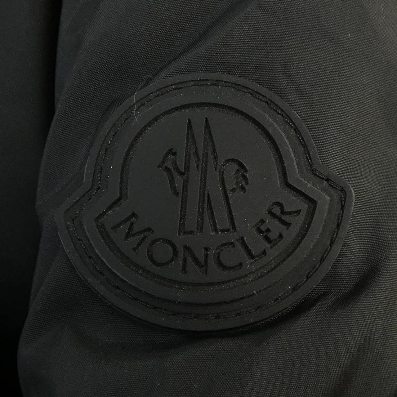 モンクレール MONCLER MONTCLA ダウンジャケット