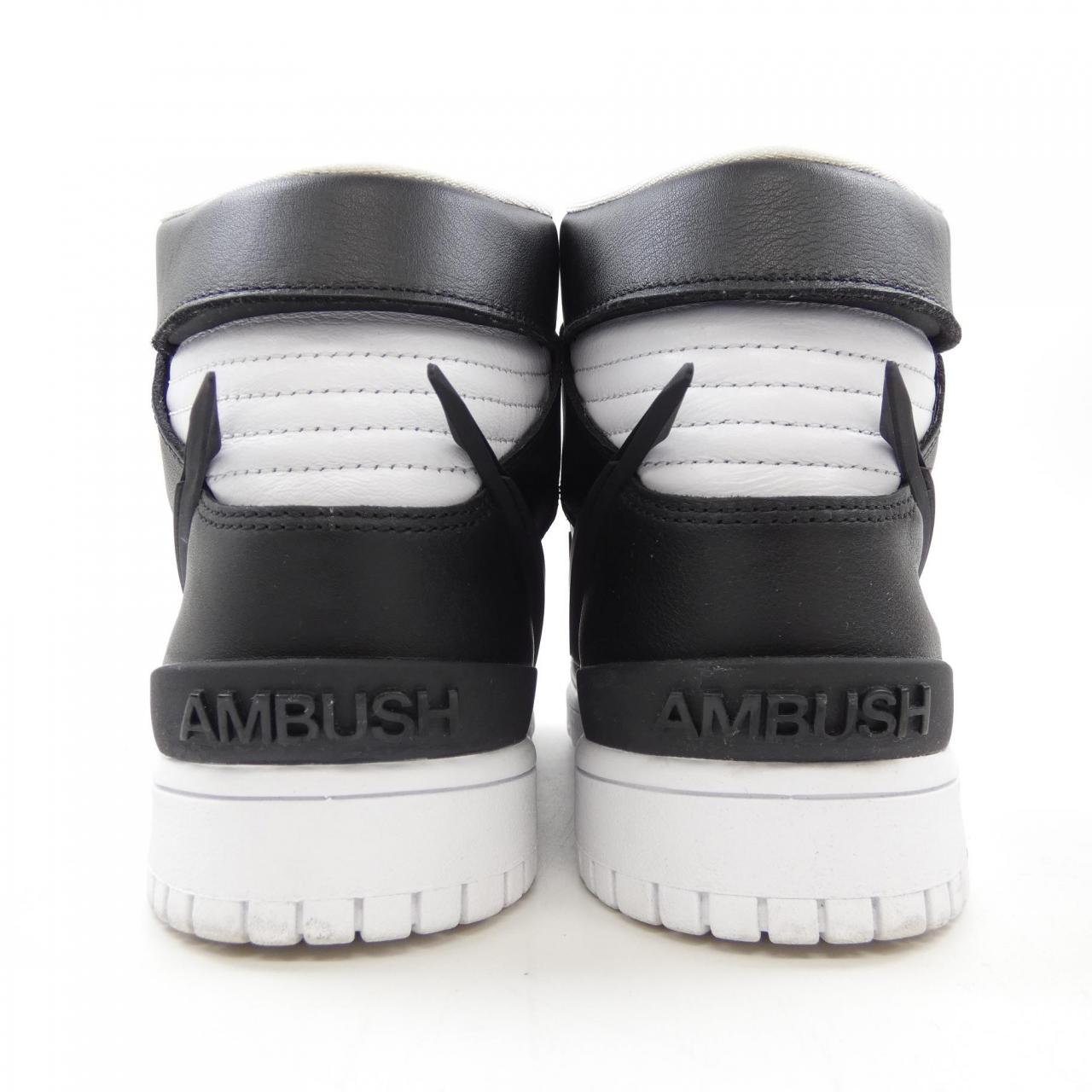 ナイキ NIKE スニーカー