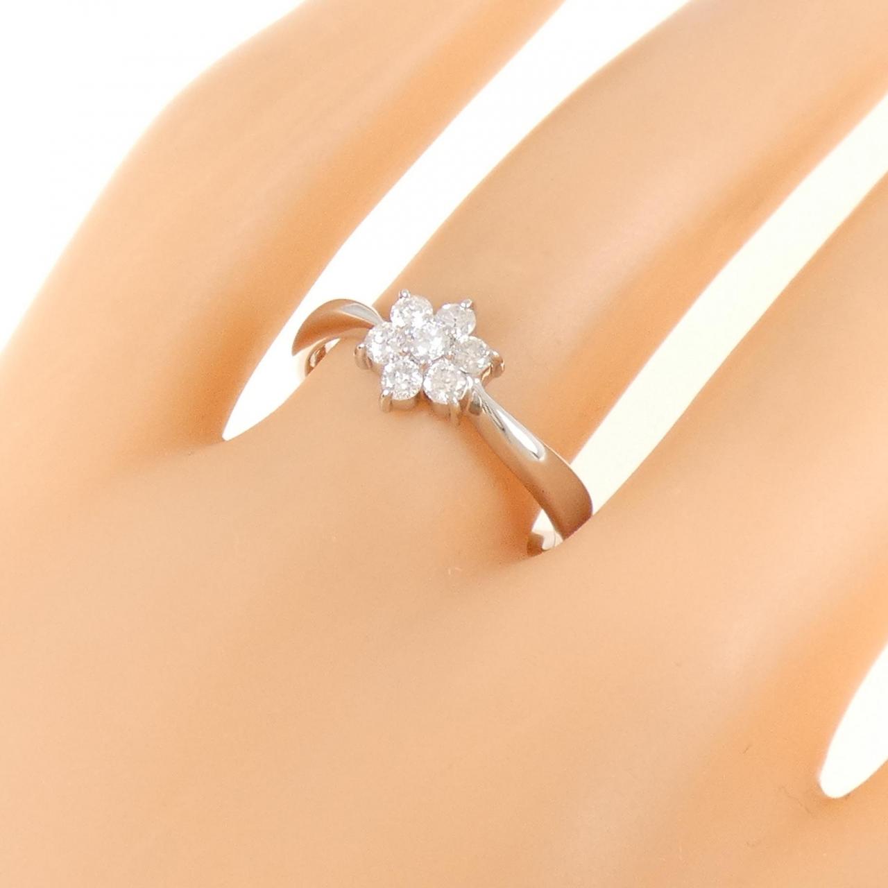 PT900 フラワー ダイヤモンド リング 0.30CT