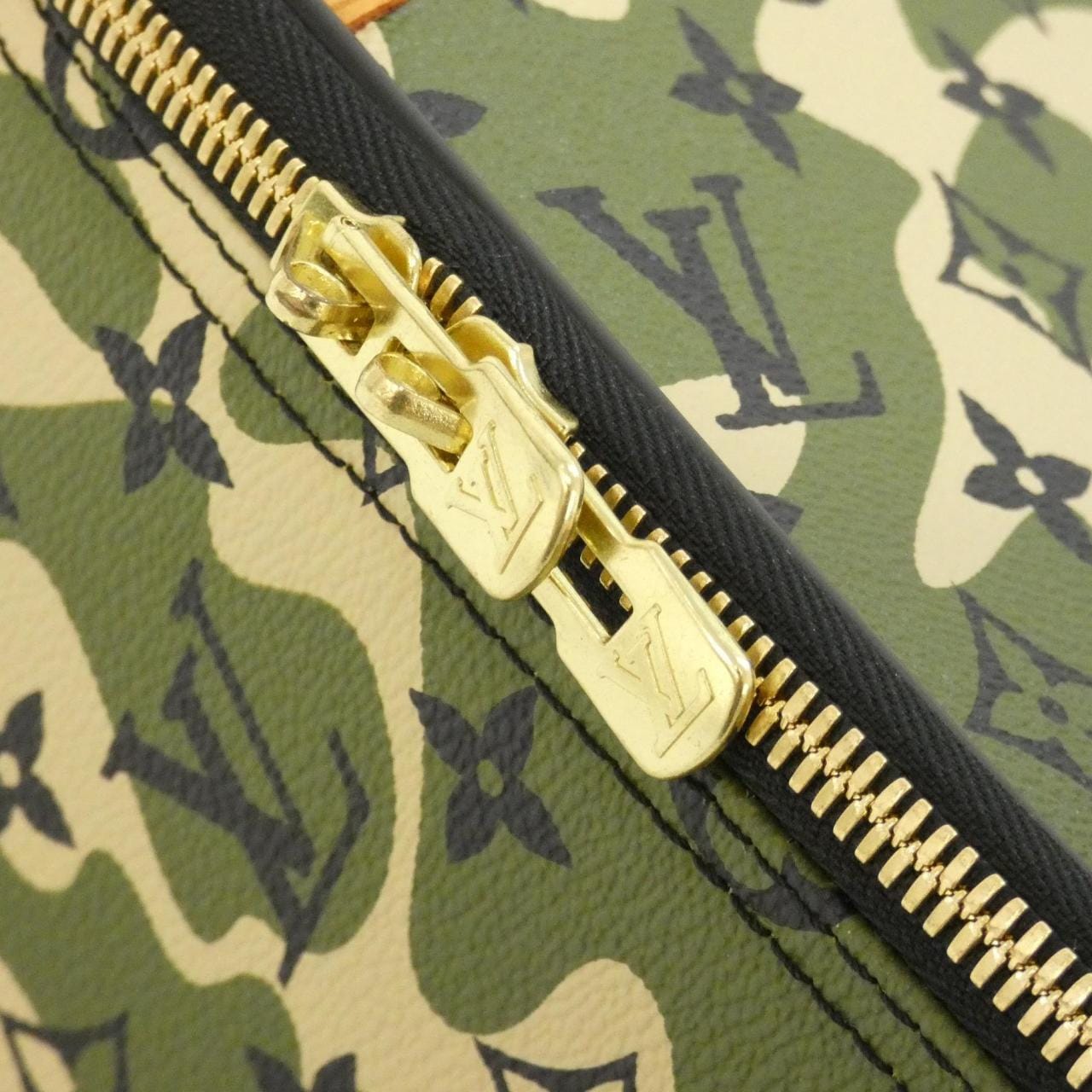 【ヴィンテージ】ルイヴィトン モノグラモフラージュ ペガス 60cm M23333 キャリーバッグ