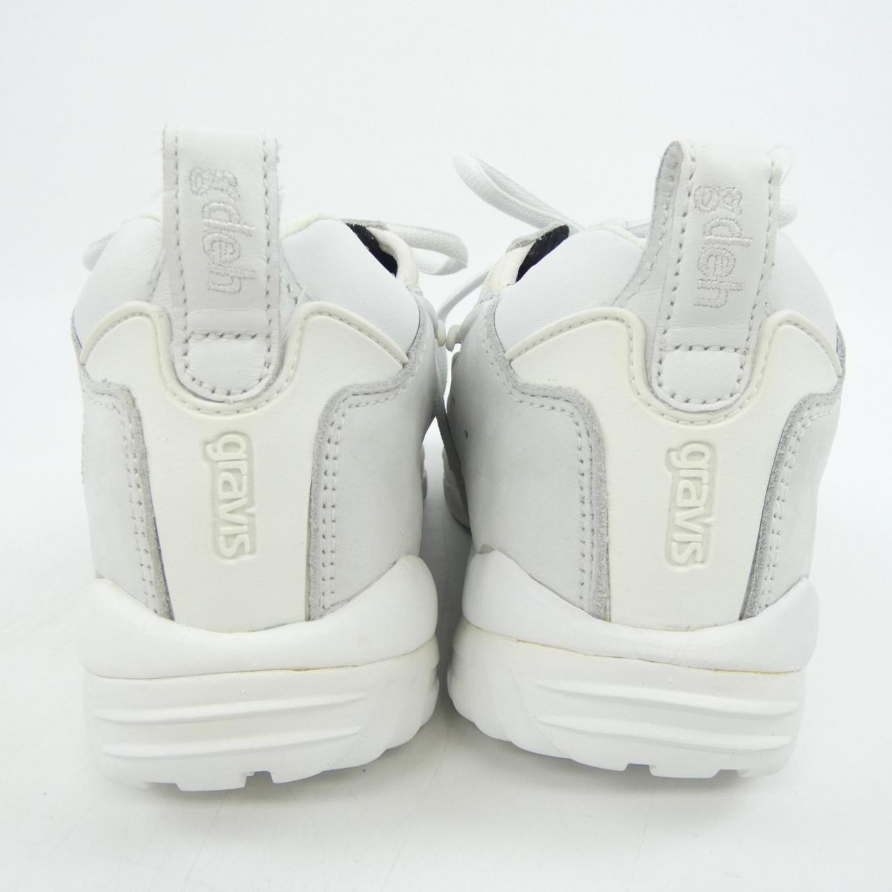 GRAVIS RIVAL スニーカー