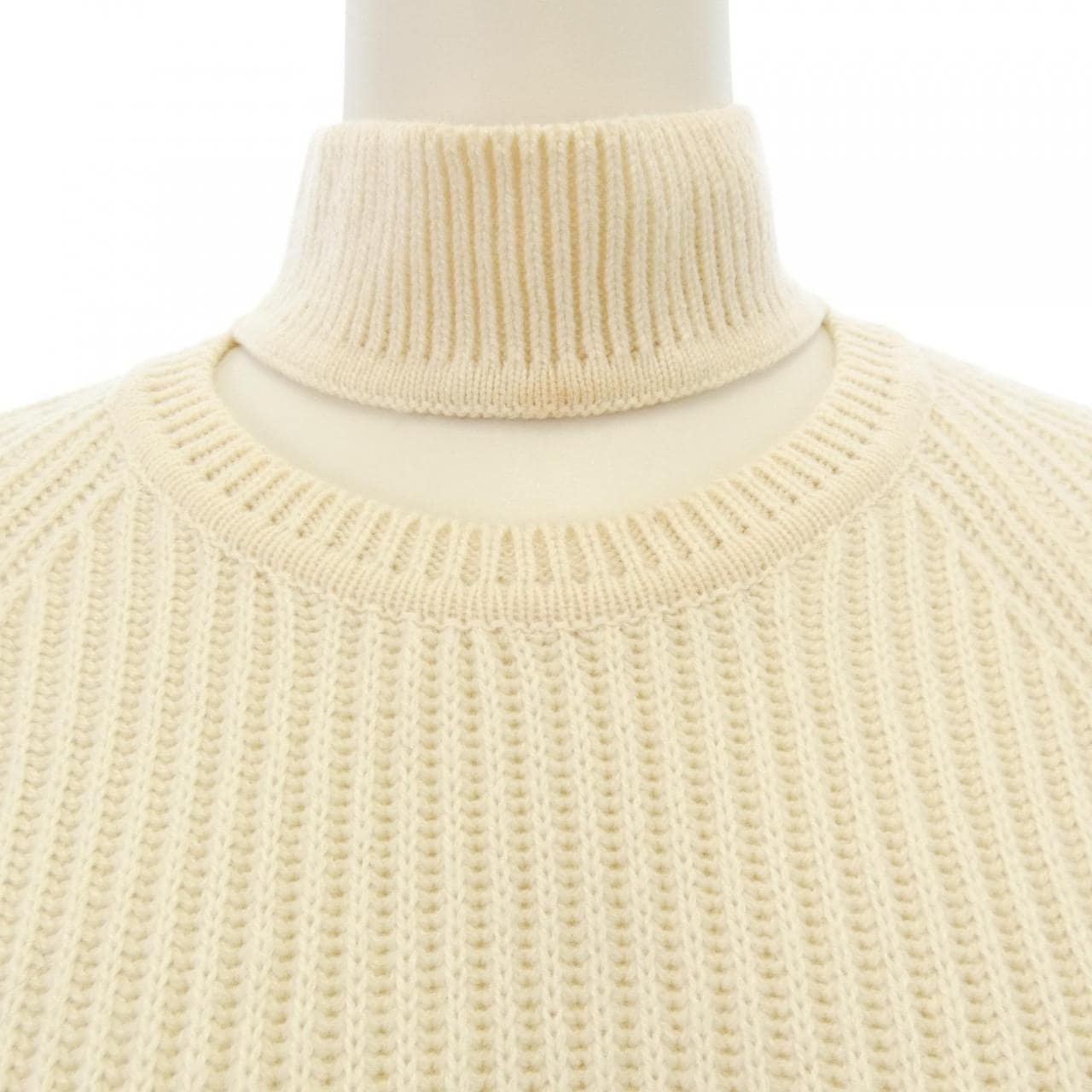 FENDI FZY545 A1DE 针织衫