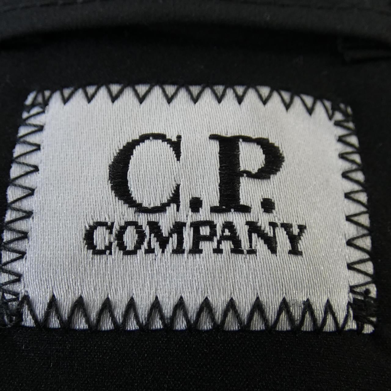 シーピーカンパニー C.P COMPANY ブルゾン
