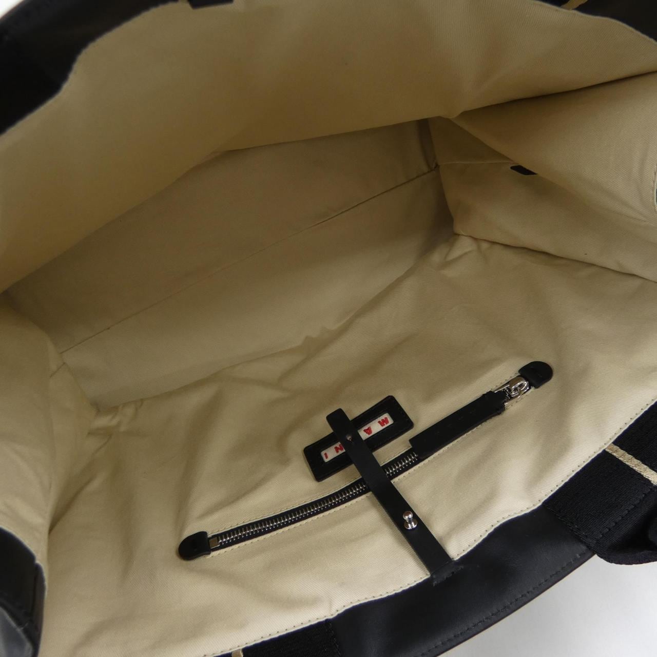 マルニ MARNI ベイ BEY SHMQ0053UO BAG