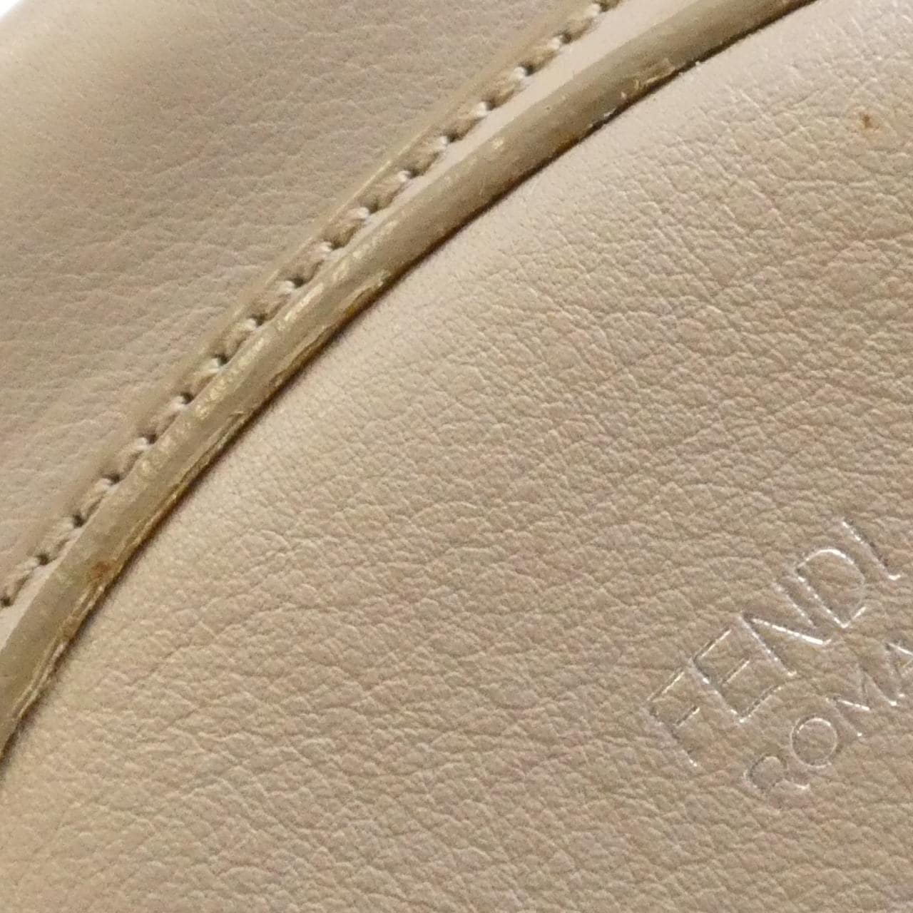 フェンディ 8BZ038 OYU リュックサック