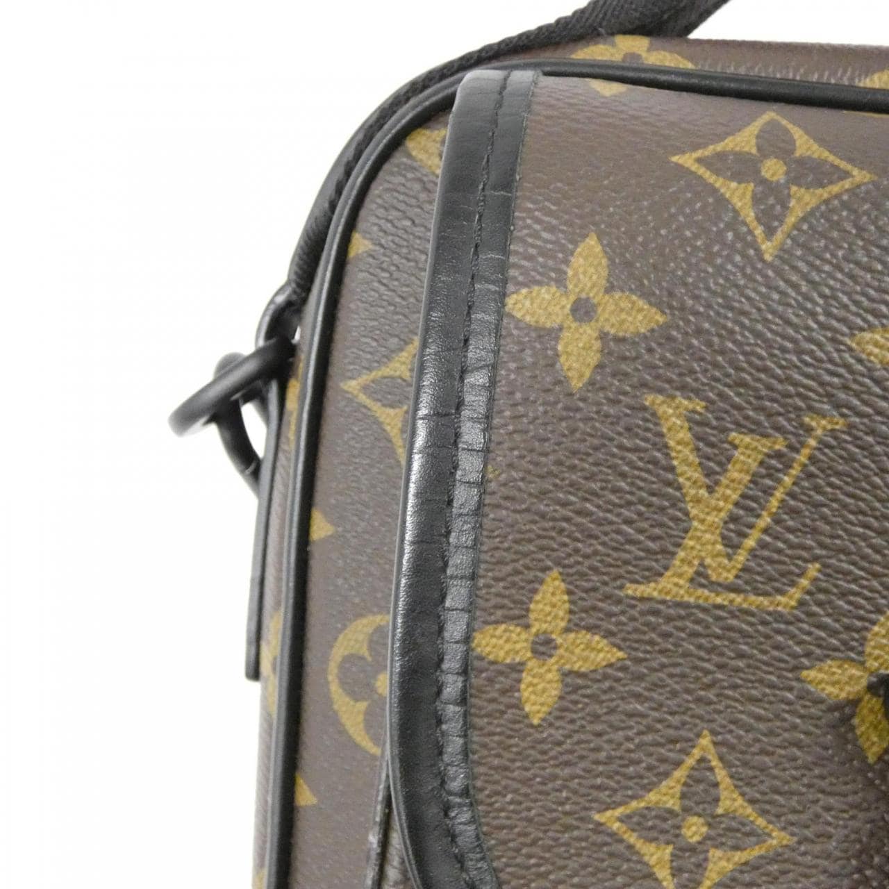 ルイヴィトン モノグラム マカサー クエスト メッセンジャー M46973 ショルダーバッグ