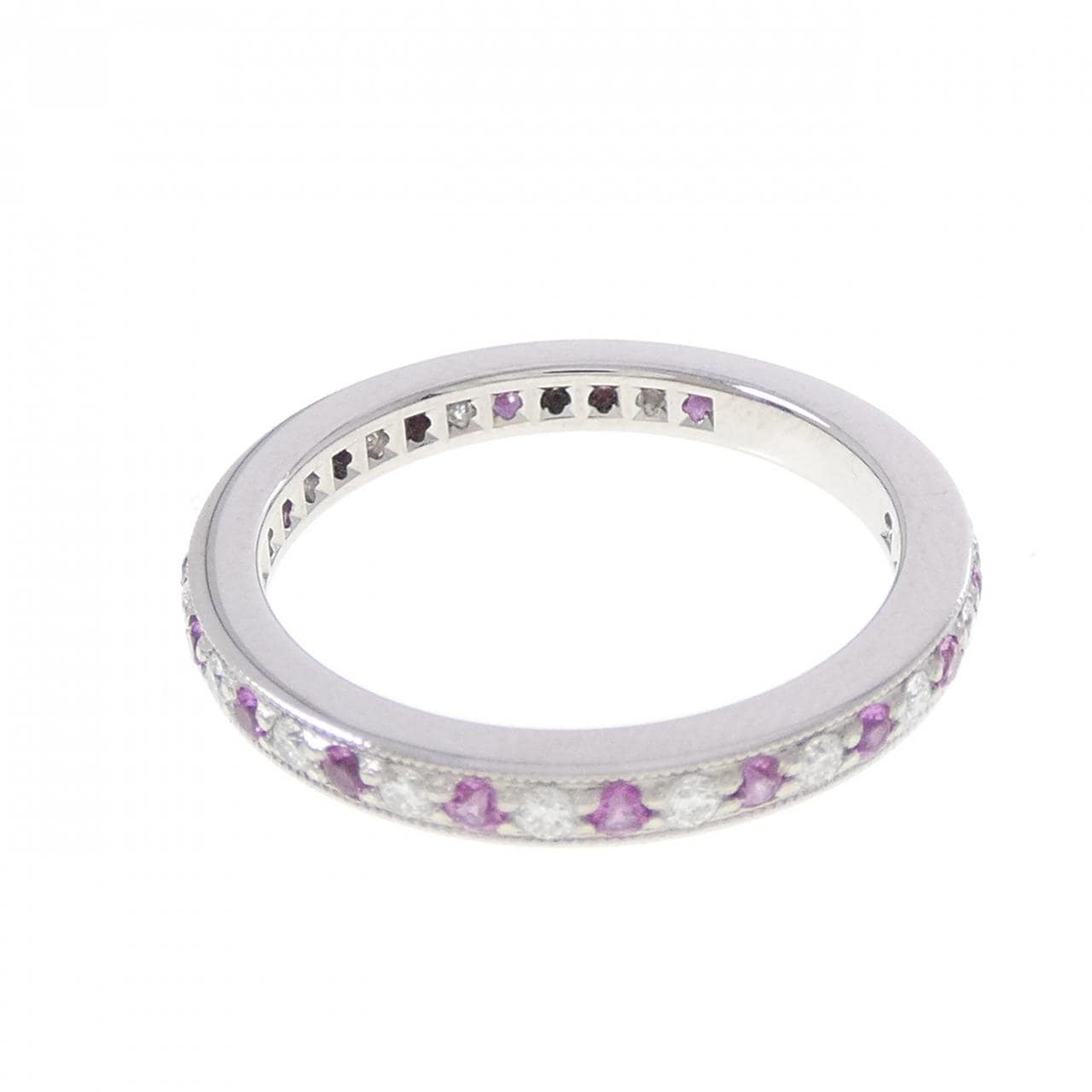 ティファニー レガシー チャネルセッティング リング