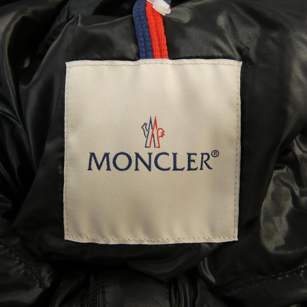 モンクレール MONCLER SUYENNE ダウンジャケット