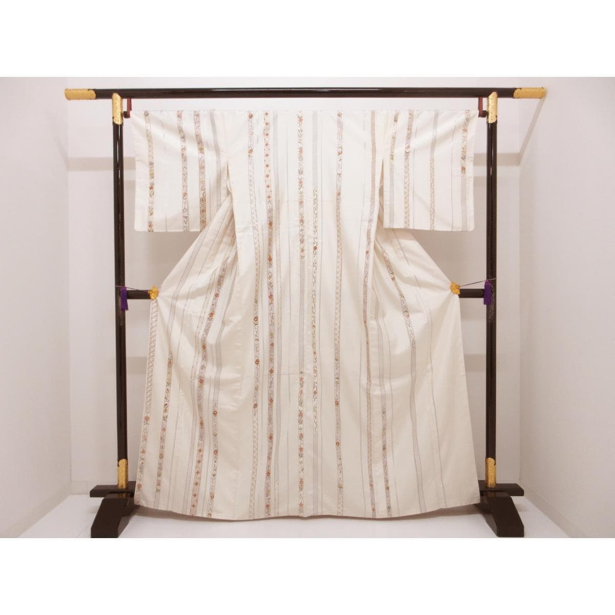 訪問着　紬織　刺繍加工