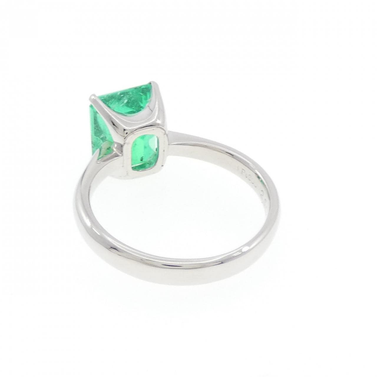 PT900 Emerald Ring 2.90CT