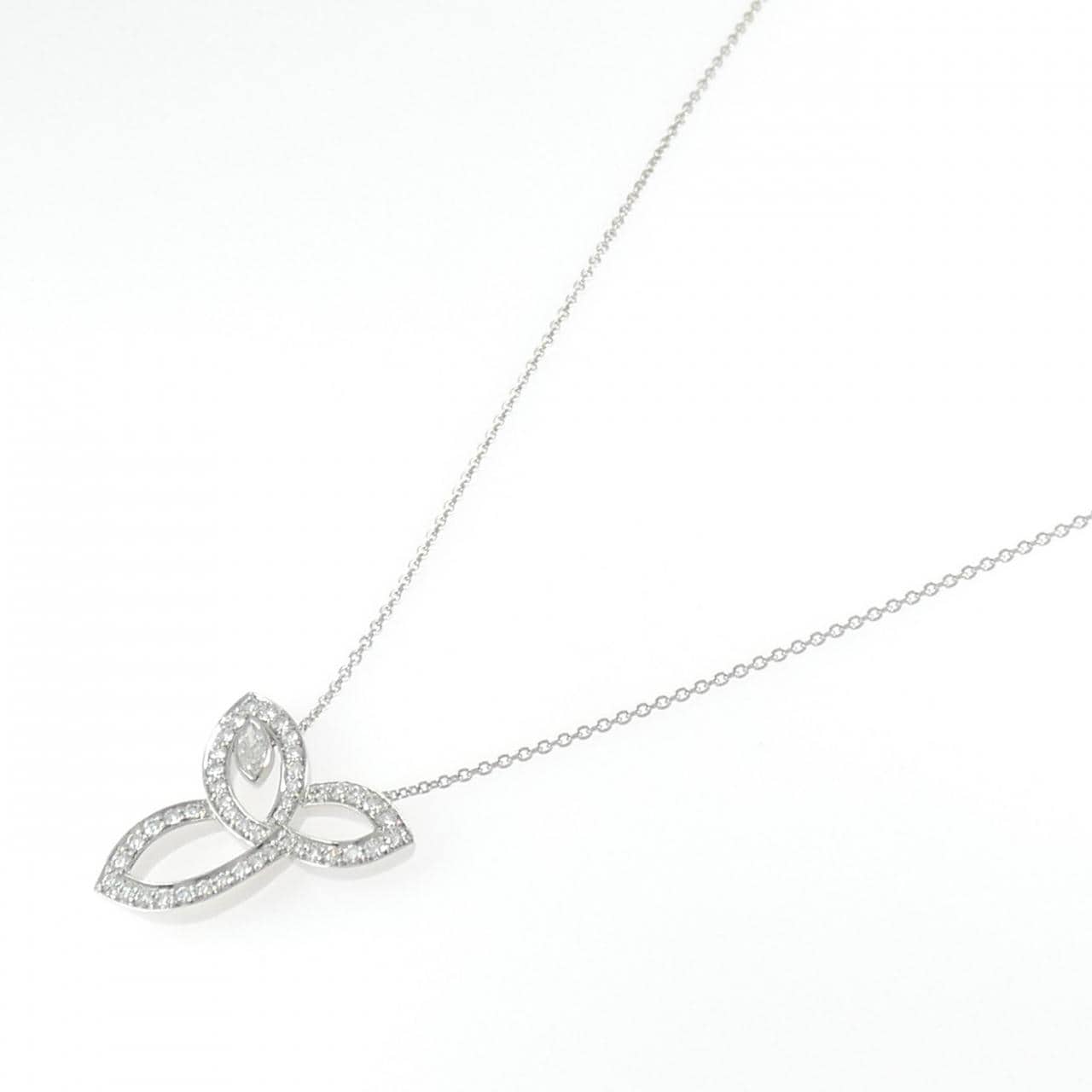 ハリーウィンストン リリークラスター ネックレス