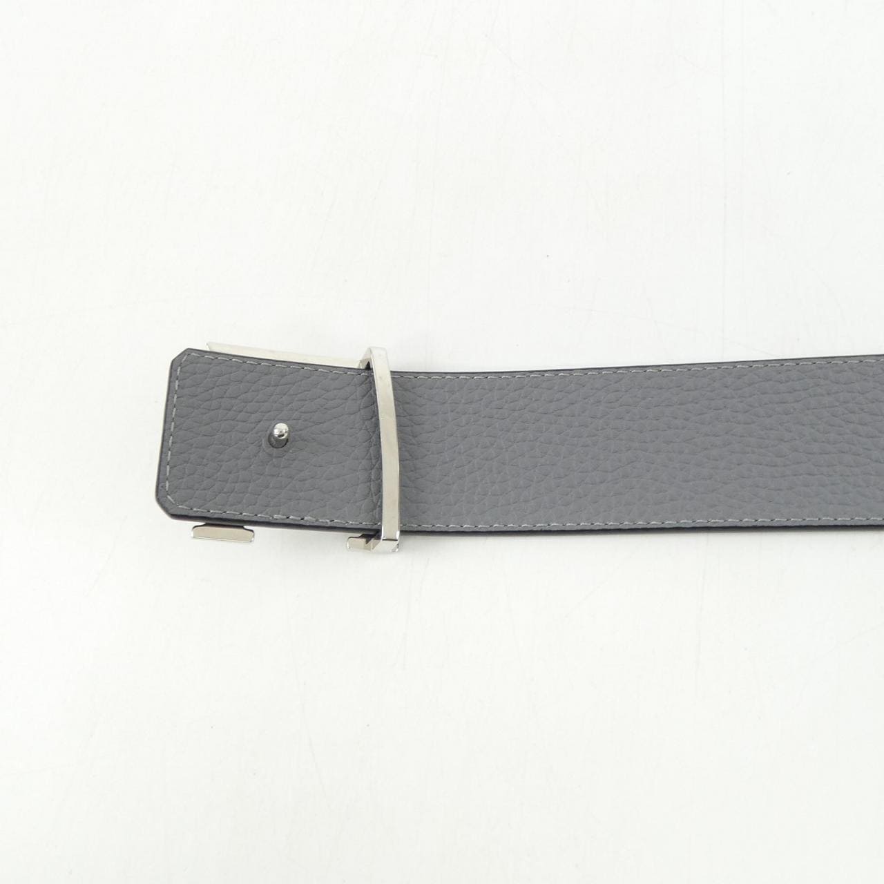 ルイヴィトン LOUIS VUITTON LVイニシャル 40MM リバーシブル M0532 BELT