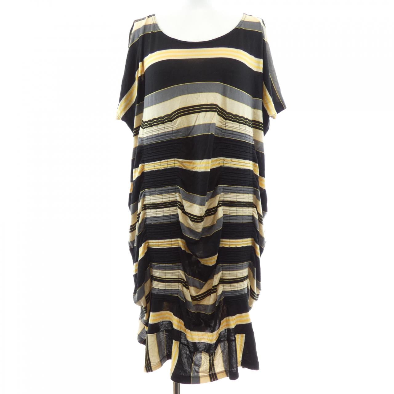 プリーツプリーズ PLEATS PLEASE PP14-JH782 トップス