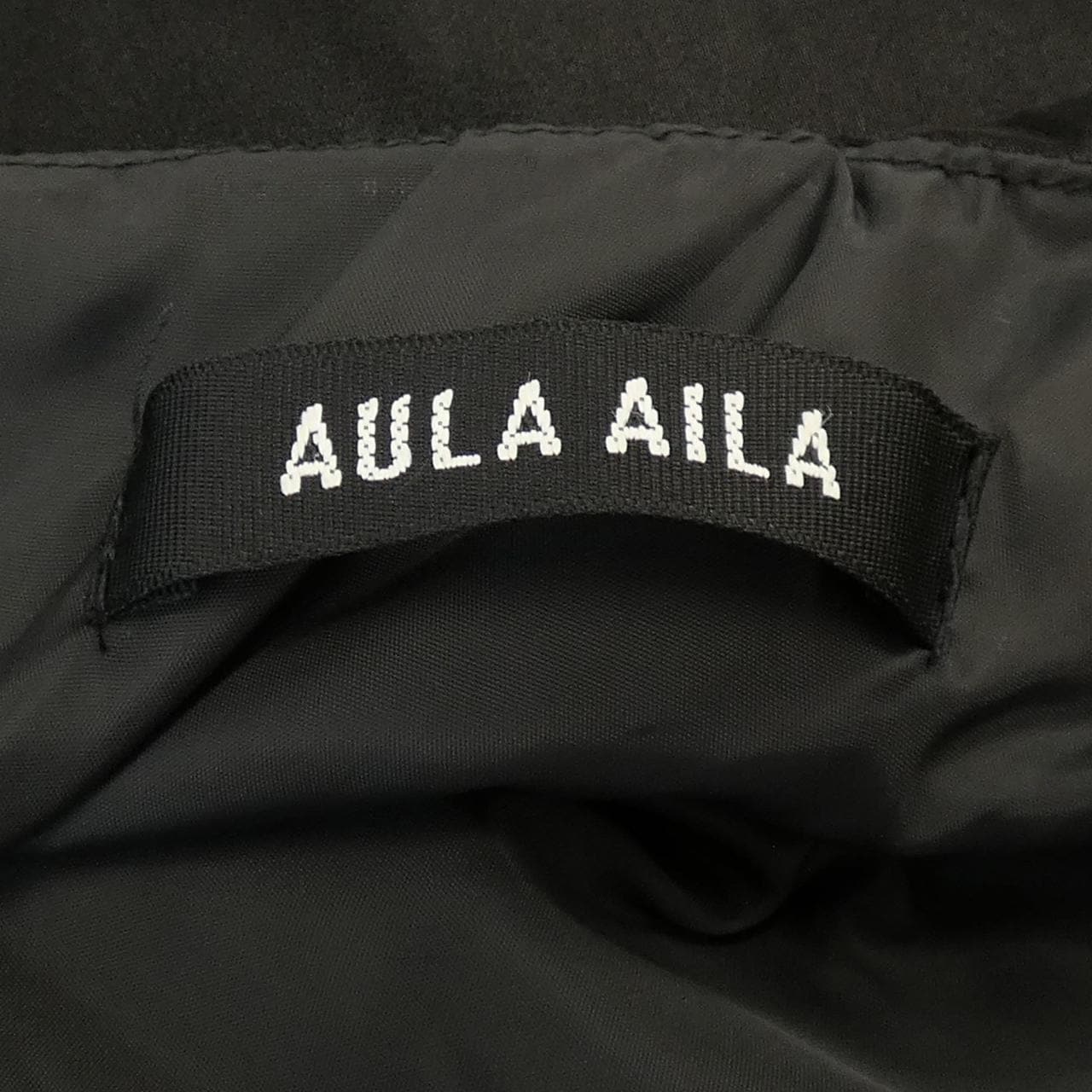 AULA AILA裙子