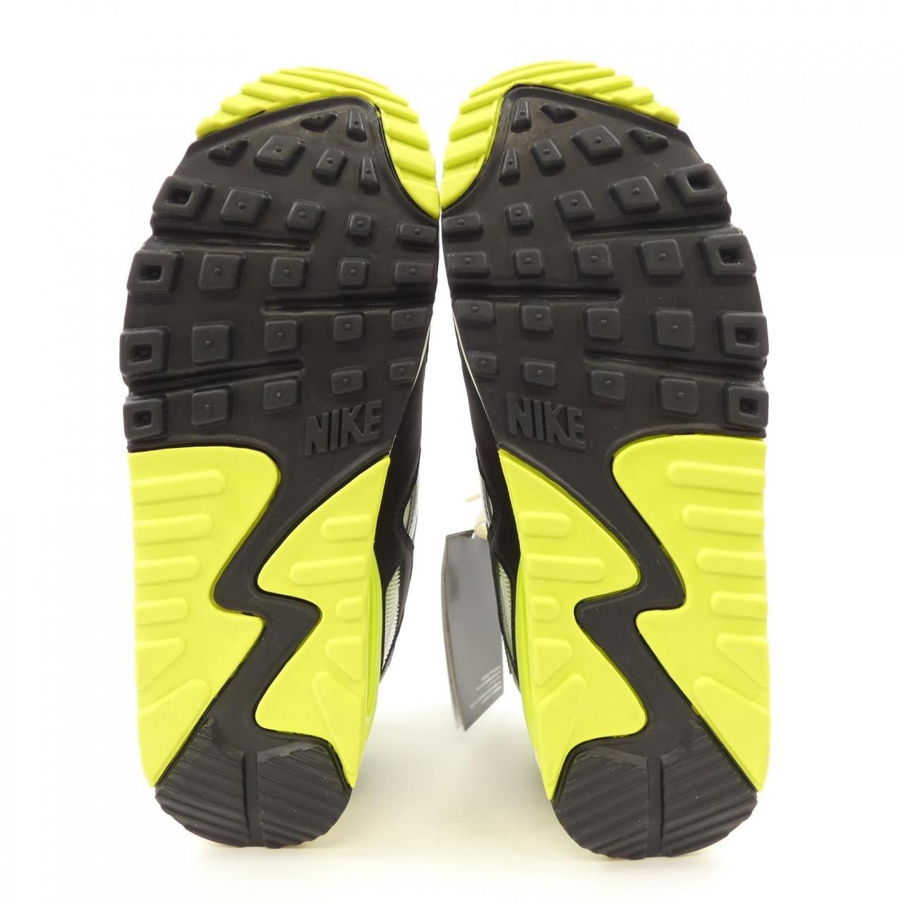 ナイキ NIKE PATA/HF8814-001 スニーカー