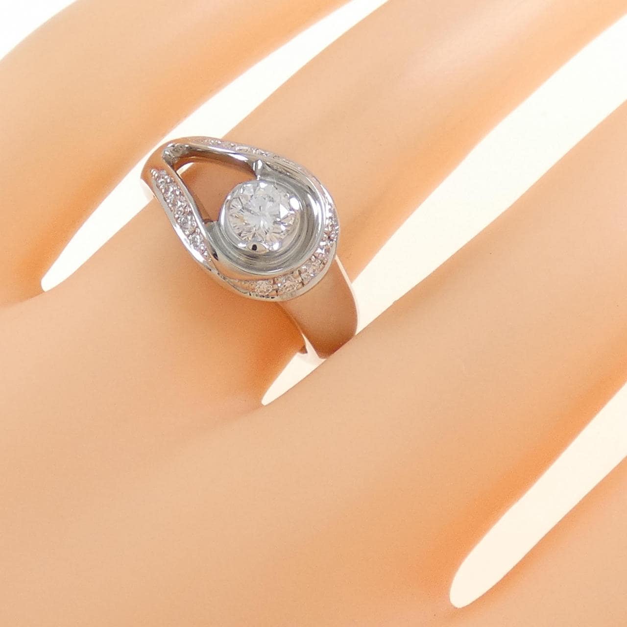 PT ダイヤモンド リング 0.335CT