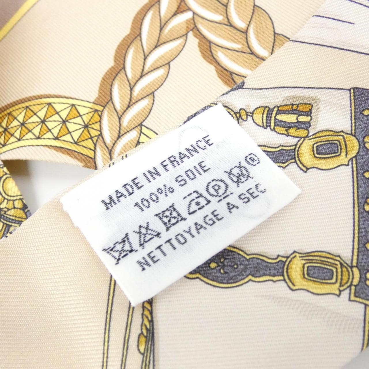 エルメス GRAND APPARAT ツイリー 061364S スカーフ