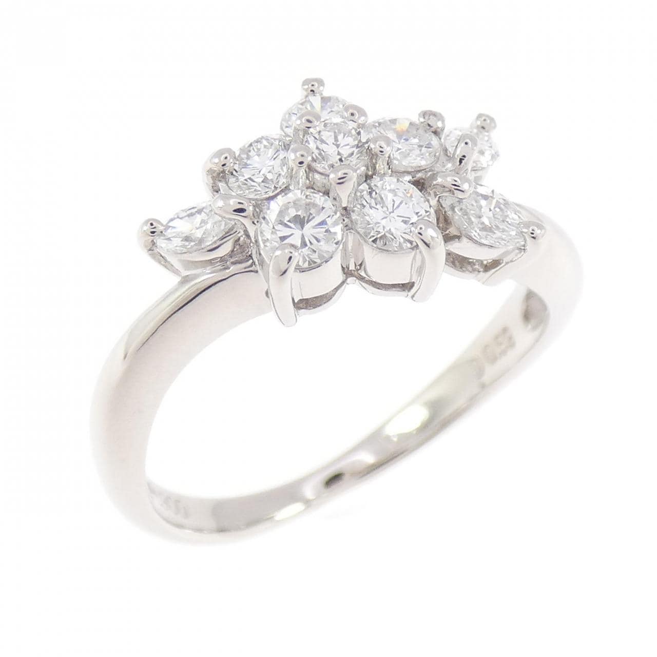 PT900 フラワー ダイヤモンド リング 0.59CT