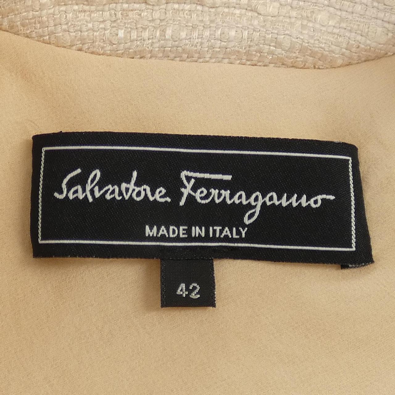 サルヴァトーレフェラガモ SALVATORE FERRAGAMO セットアップ
