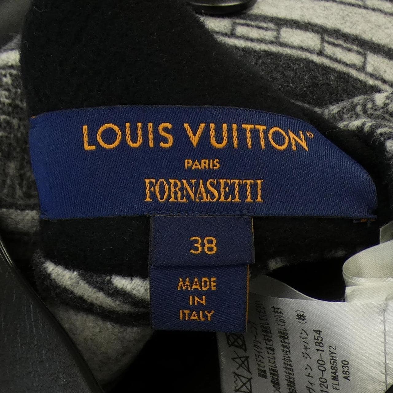 LOUIS VUITTON LOUIS VUITTON COURT