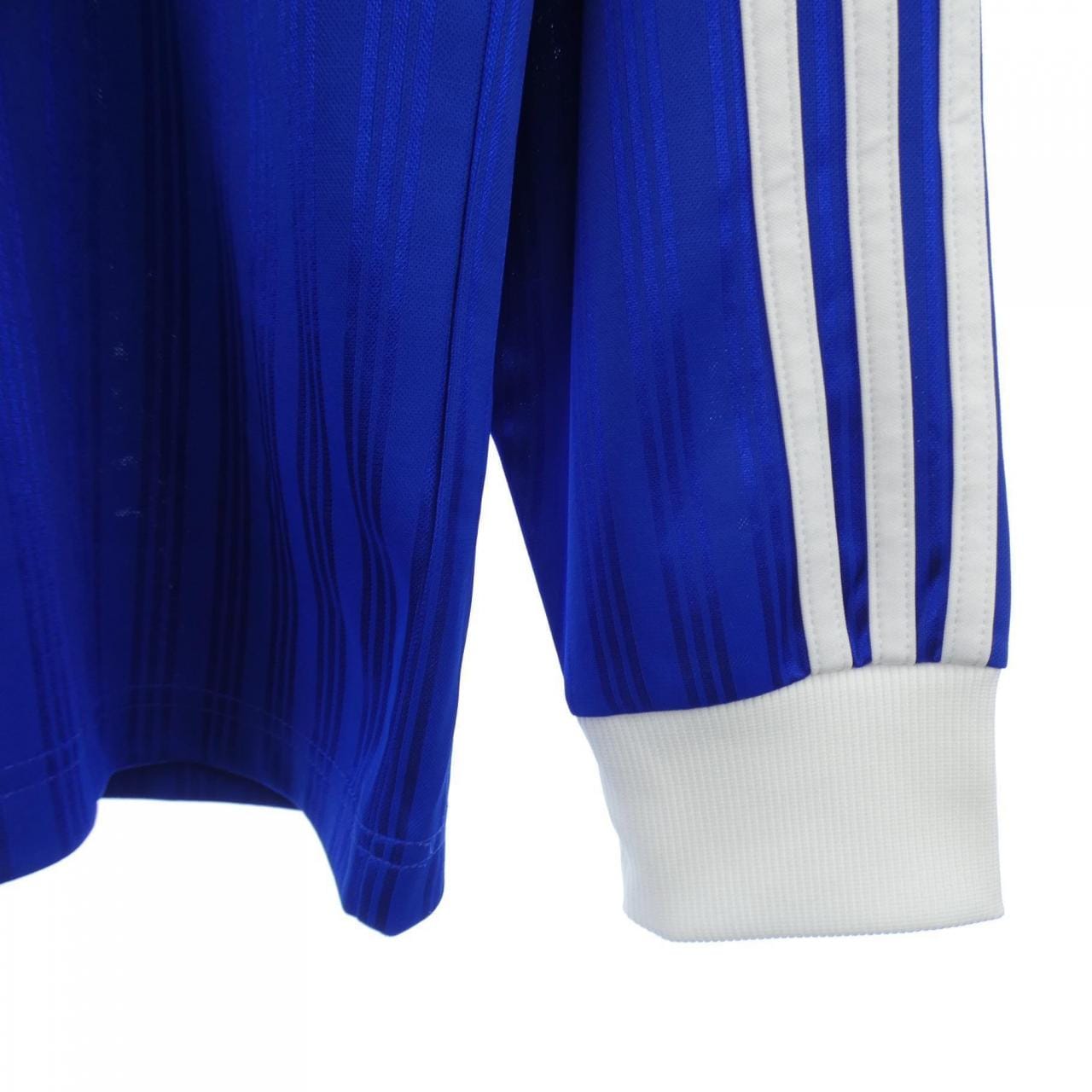 阿迪達斯ADIDAS上衣