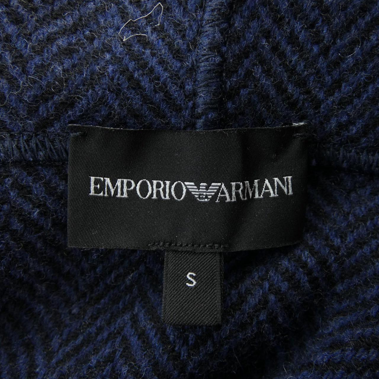 エンポリオアルマーニ EMPORIO ARMANI パーカー