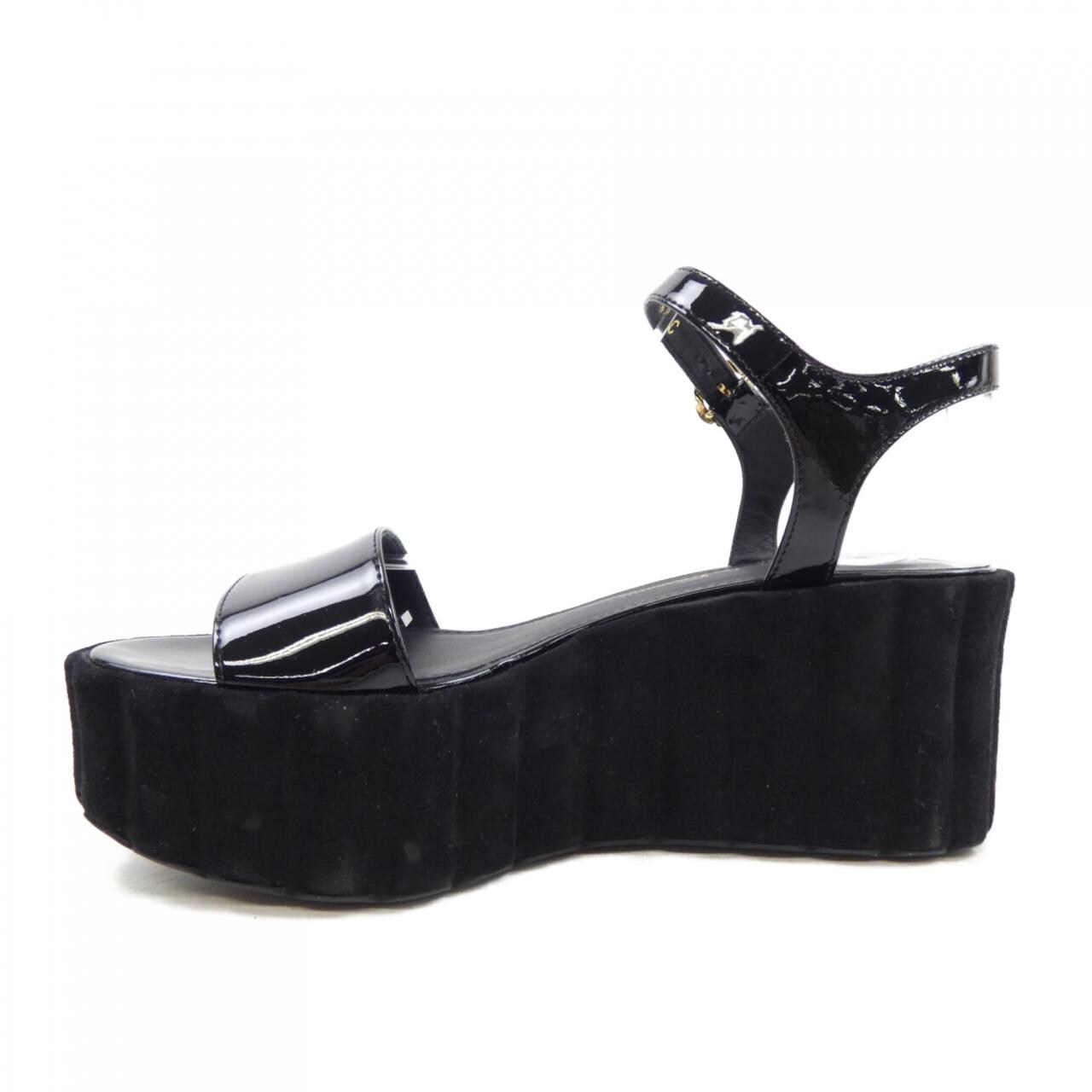 サルヴァトーレフェラガモ SALVATORE FERRAGAMO サンダル