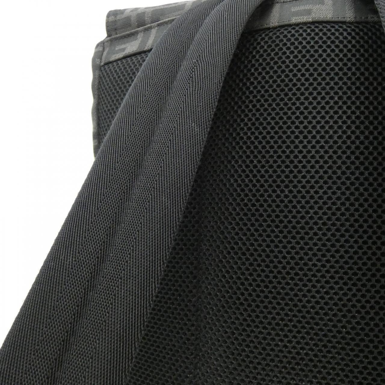 フェンディ フェンディネス バックパック 7VZ066 AG0M リュックサック