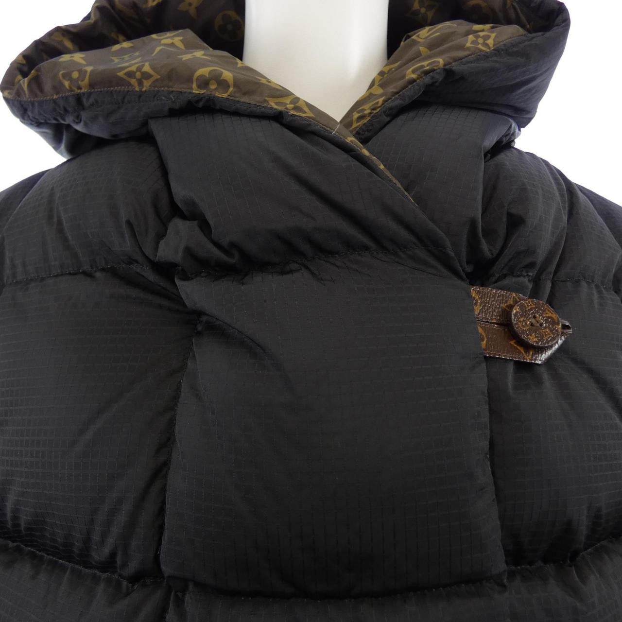 ルイヴィトン LOUIS VUITTON ロングスリーブピローパッファージャケット FOOW21E54 ダウンジャケット