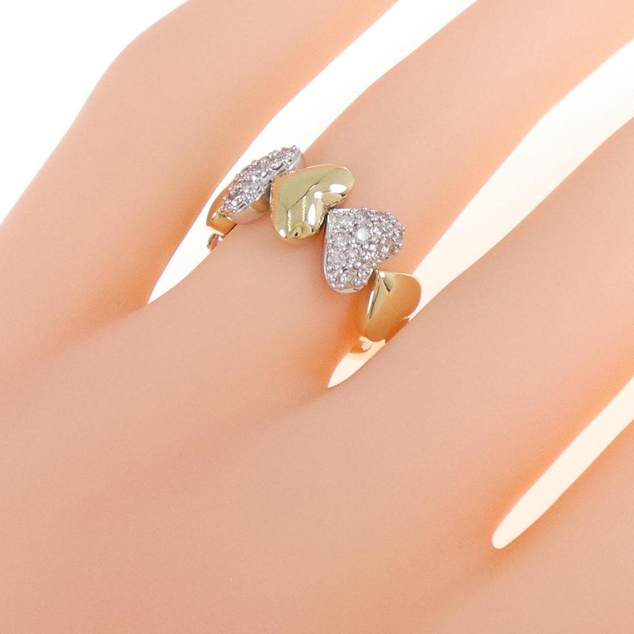 K18YG/K18WG ハート ダイヤモンド リング 0.55CT