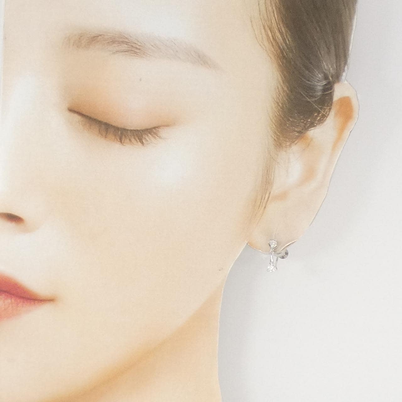 K14WG ダイヤモンド イヤリング 0.310CT