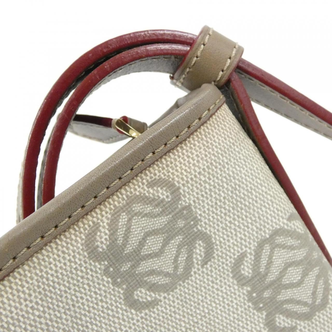 ロエベ 368 80 A99 ショルダーバッグ