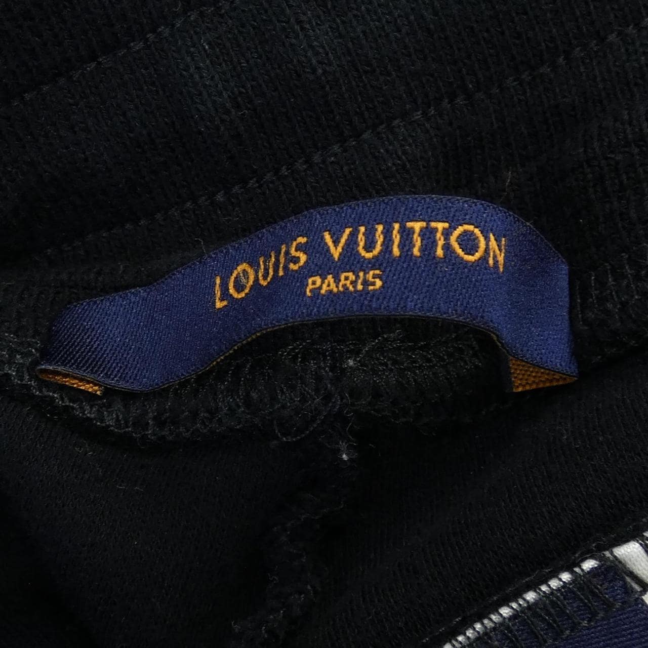 ルイヴィトン LOUIS VUITTON トラベルジョギングパンツ HFY43WJUJ パンツ