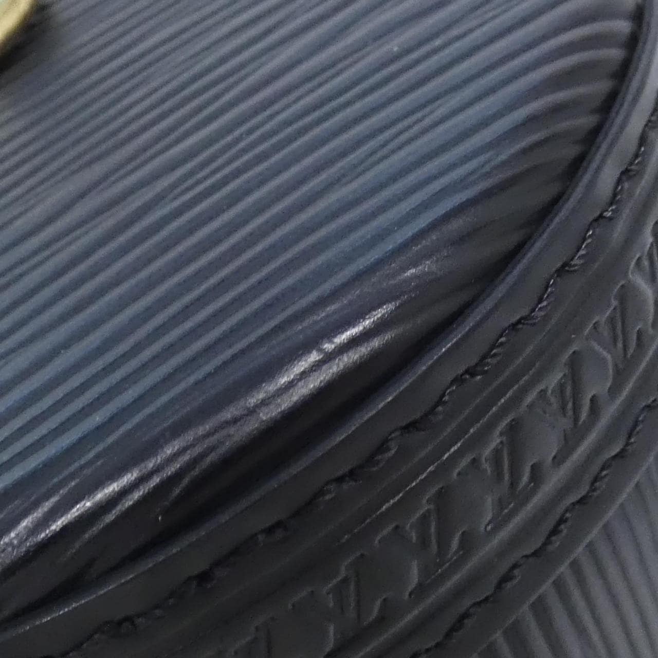 ルイヴィトン エピ パピヨン トランク 2021AW M58655 ショルダーバッグ