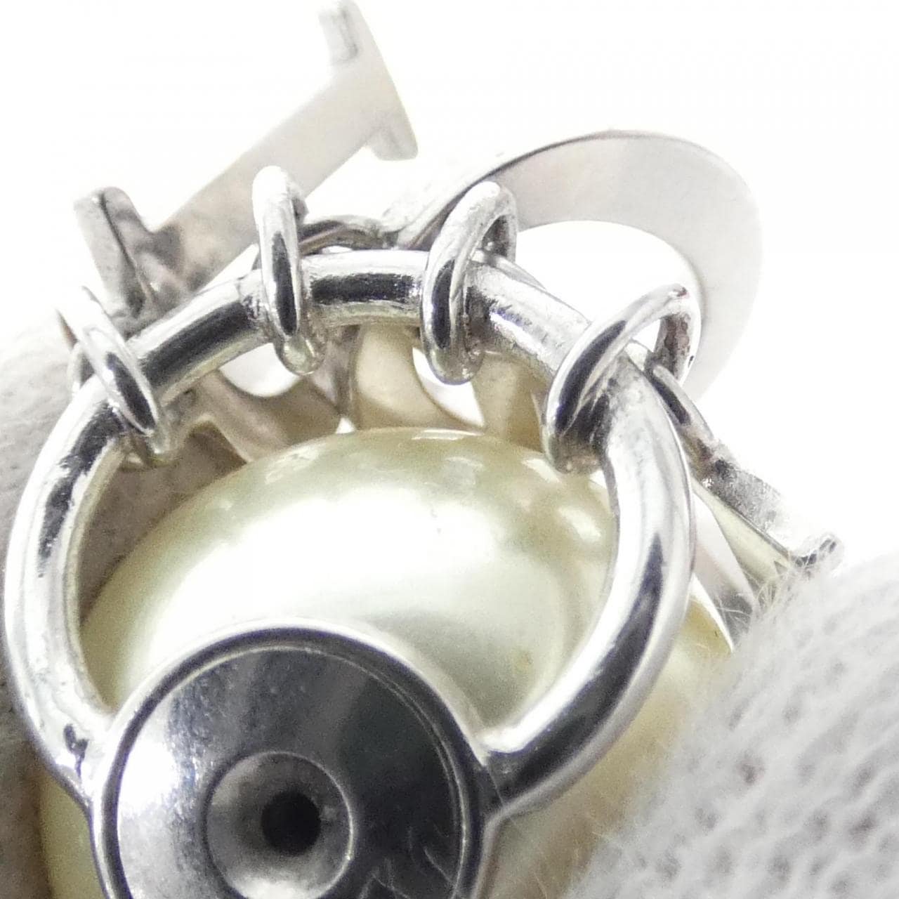 クリスチャンディオール ディオール トライバル E1411TRICY ピアス