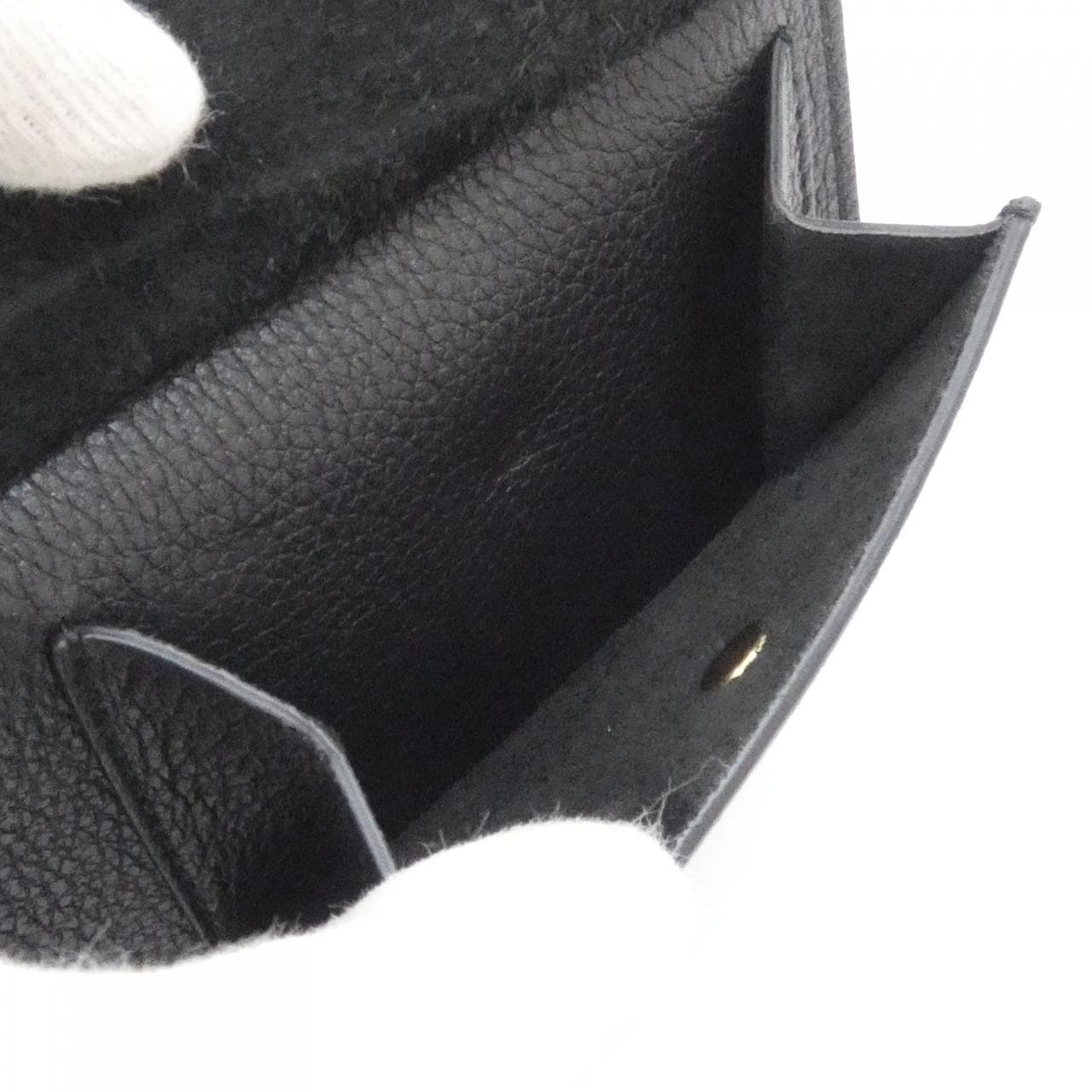 グッチ 658681 0E8IG 財布