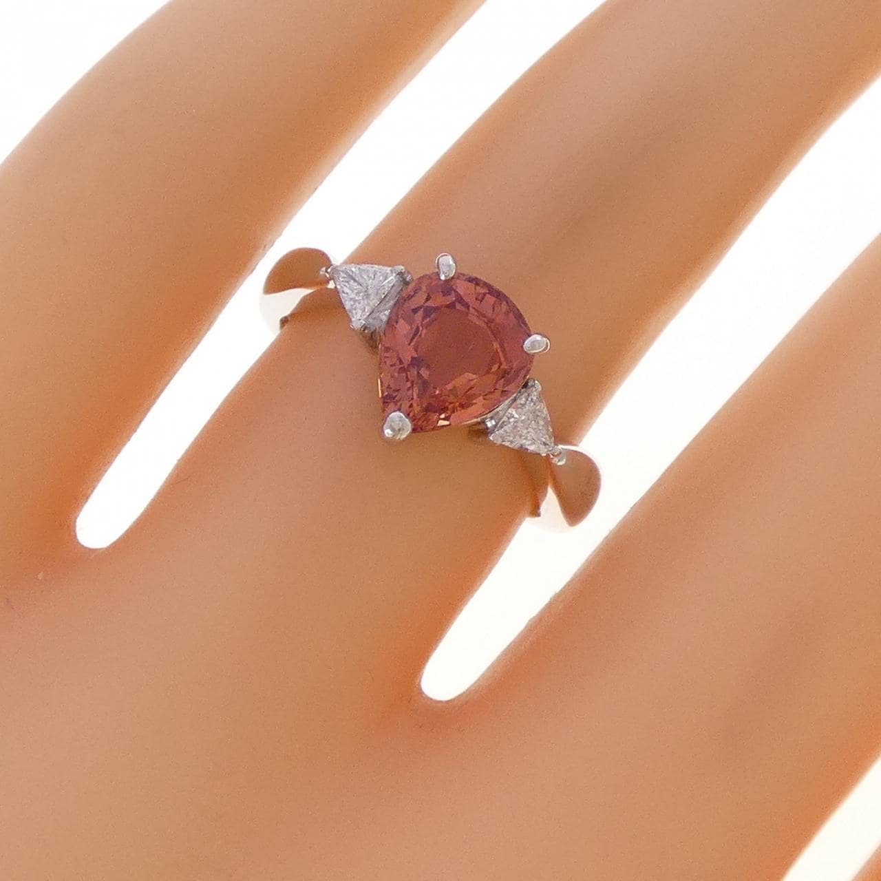 K18WG サファイヤ リング 1.74CT